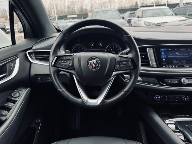 2023 Buick Enclave Essence AWD