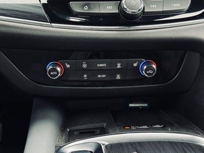 2023 Buick Enclave Essence AWD