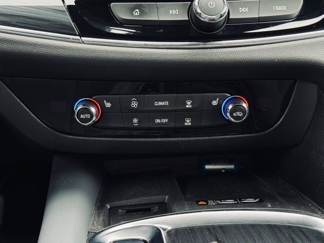 2023 Buick Enclave Essence AWD