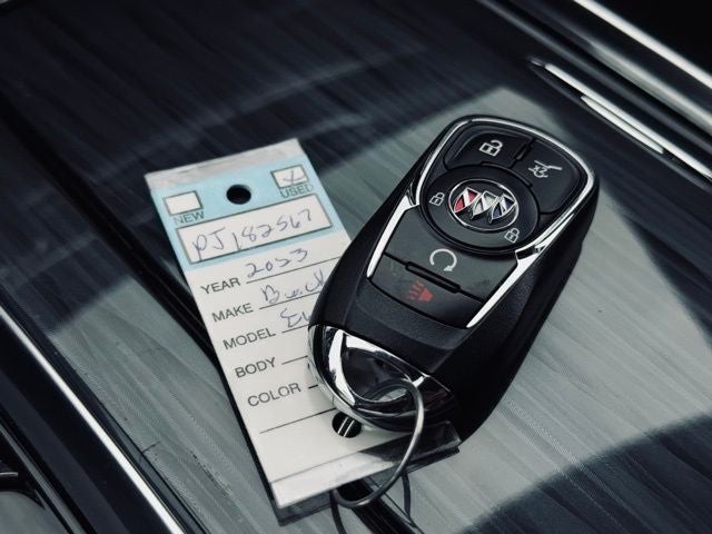 2023 Buick Enclave Essence AWD