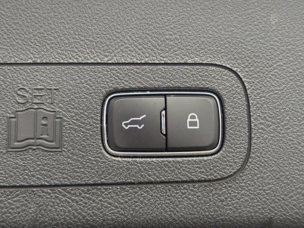 2023 Lincoln Aviator Standard Premium