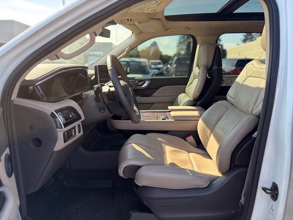2023 Lincoln Navigator Reserve