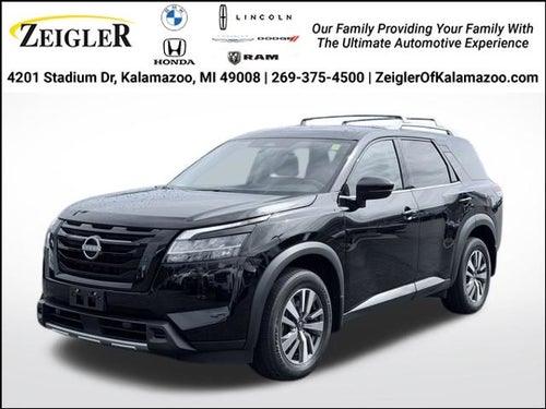 2024 Nissan Pathfinder SL 4WD