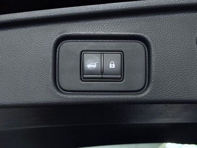 2024 Nissan Pathfinder SL 4WD