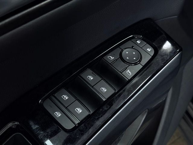 2024 Nissan Pathfinder SL 4WD