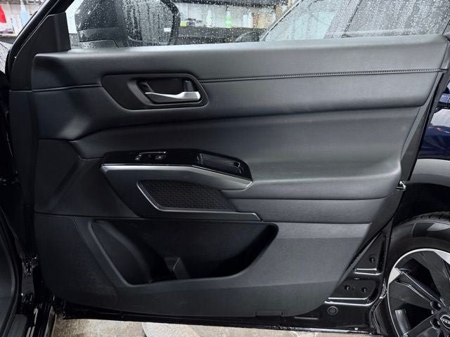 2024 Nissan Pathfinder SL 4WD