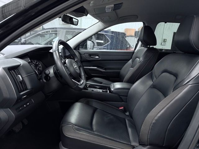 2024 Nissan Pathfinder SL 4WD