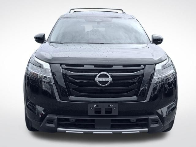 2024 Nissan Pathfinder SL 4WD