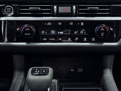 2024 Nissan Pathfinder SL 4WD