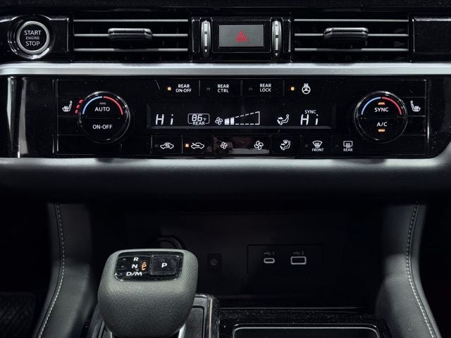 2024 Nissan Pathfinder SL 4WD