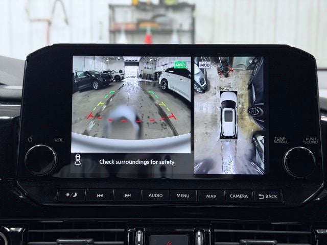 2024 Nissan Pathfinder SL 4WD