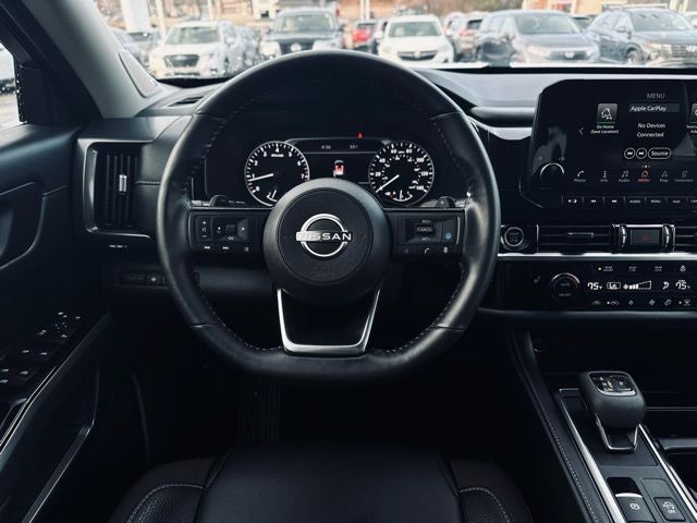 2023 Nissan Pathfinder SL 4WD