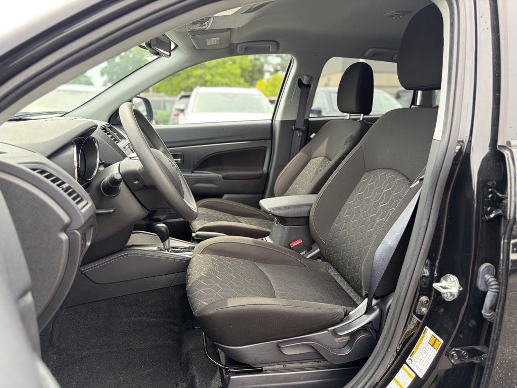 2025 Mitsubishi Outlander Sport 2.0 S
