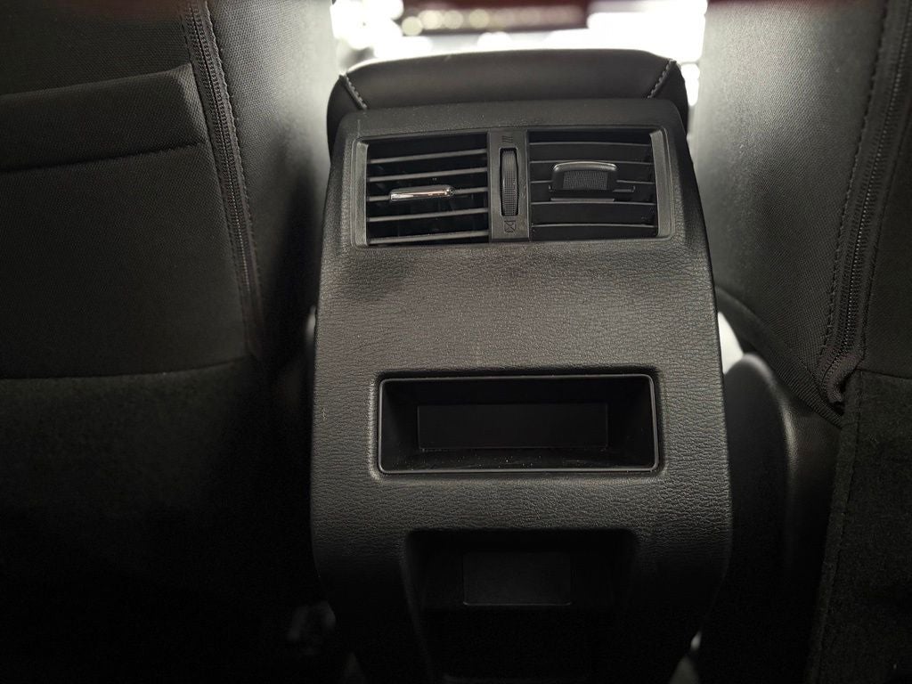 2025 Mitsubishi Outlander ES