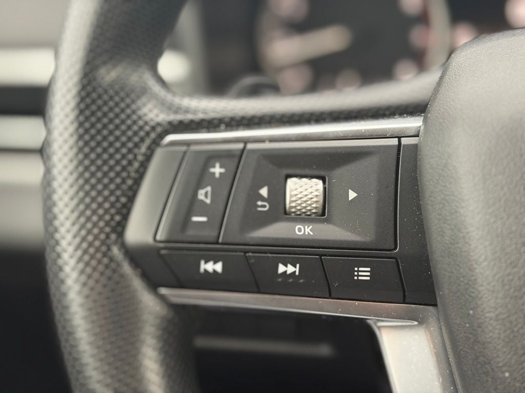 2025 Mitsubishi Outlander ES