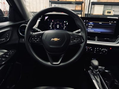 2025 Chevrolet Trax FWD LT