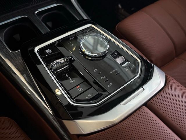 2025 BMW 7 Series xDrive