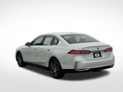 2026 BMW 5 Series xDrive