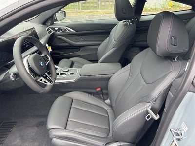 2025 BMW 4 Series xDrive