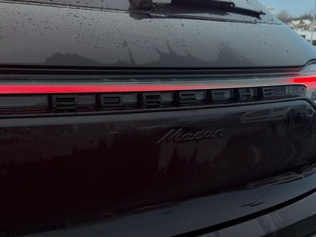 2024 Porsche Macan Base