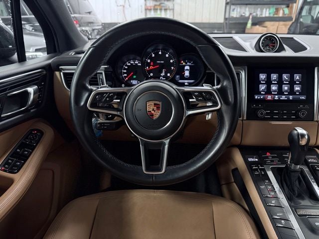 2017 Porsche Macan Base