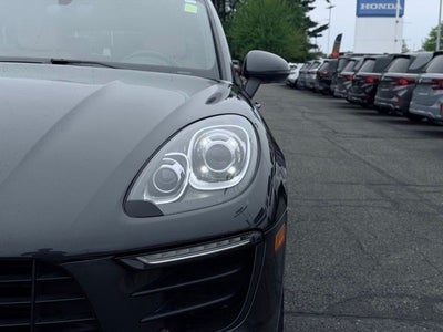 2017 Porsche Macan Base